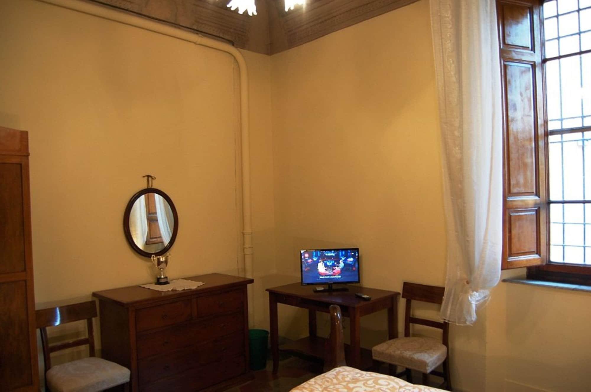 Antica Piazza Dei Miracoli 3* Pise